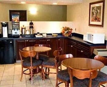 Country Hearth Inn Lomira Hotel 43/48