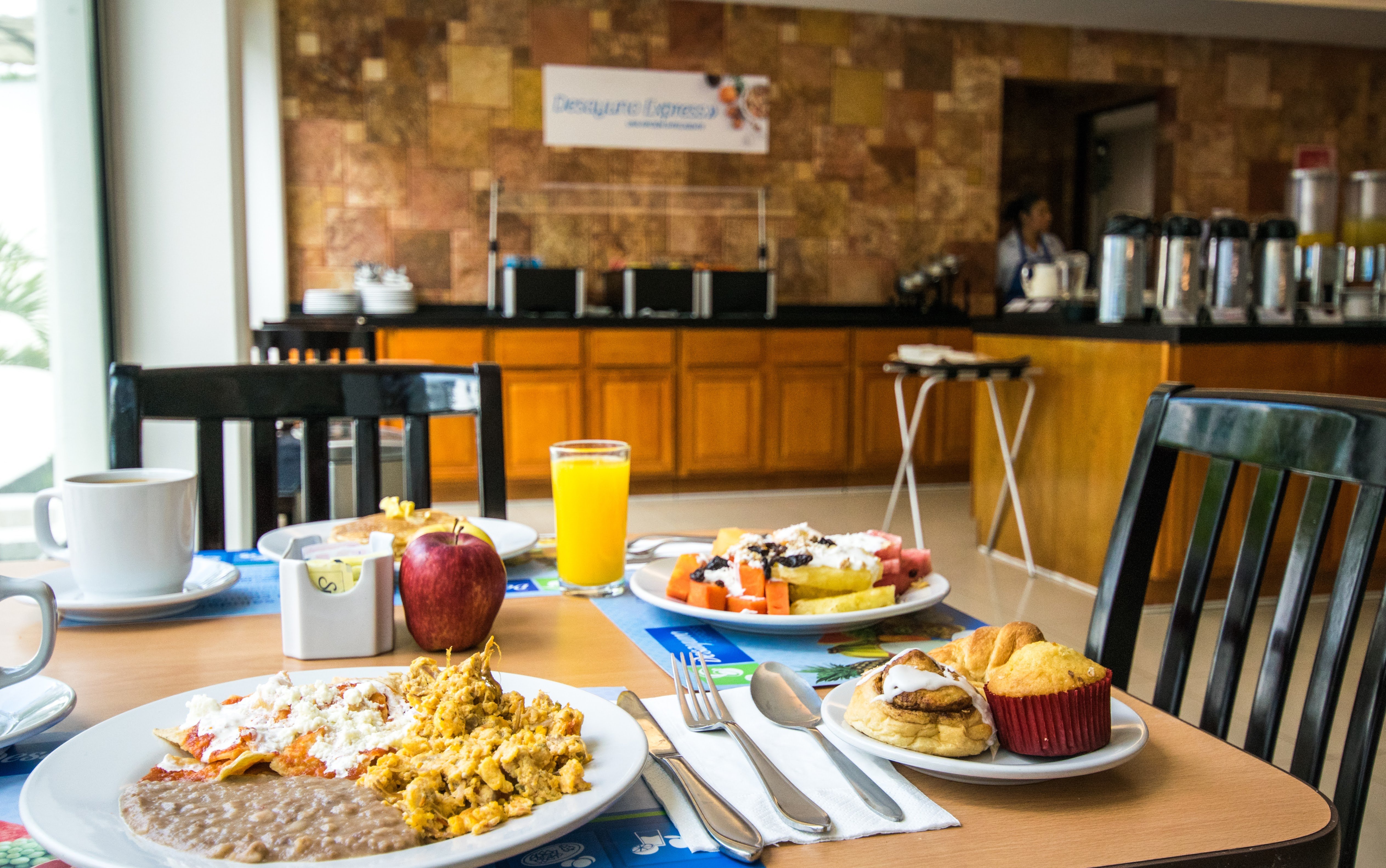 HOLIDAY INN EXPRESS PARAISO DOS BOCAS 8/23