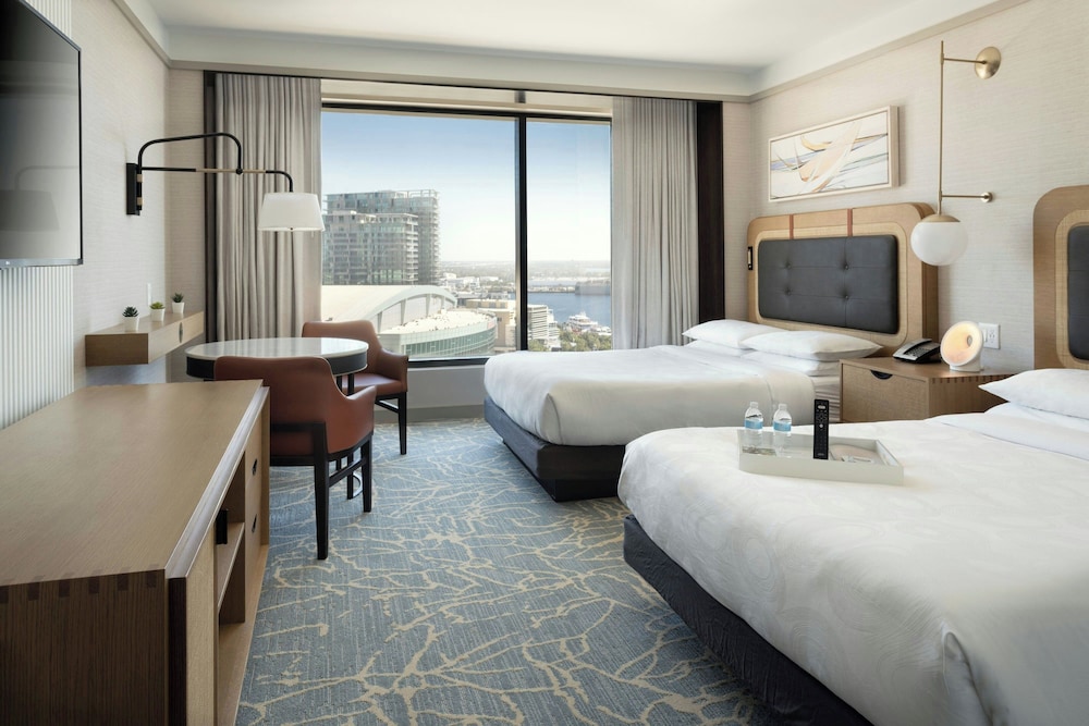 DELUXE, 2 QUEEN BEDS, ACCESSIBLE