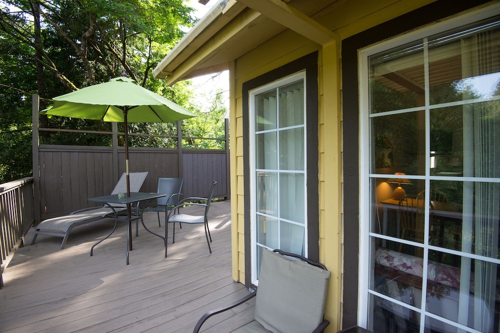 River View Garden Resort 36/68
