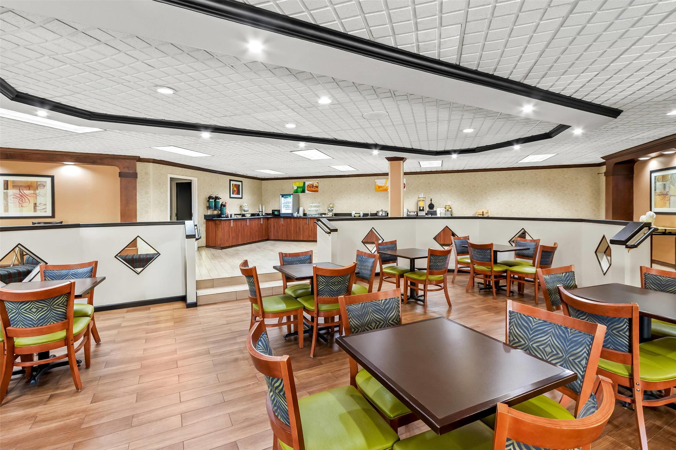Quality Inn & Suites Florence Civic Center 29/35