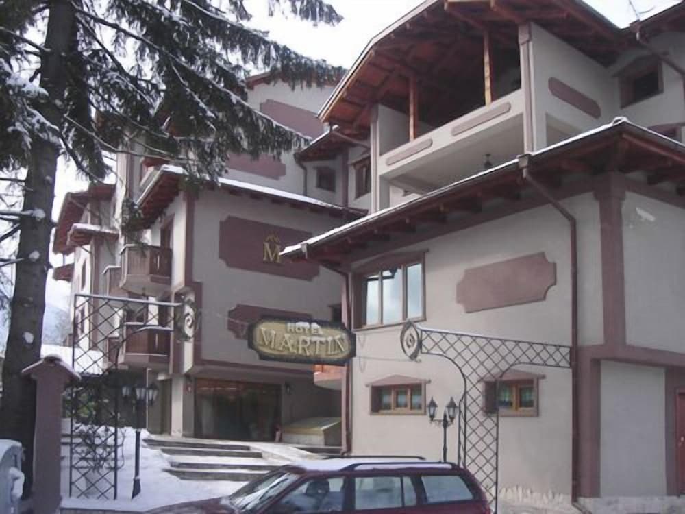 Martin Hotel 5/45