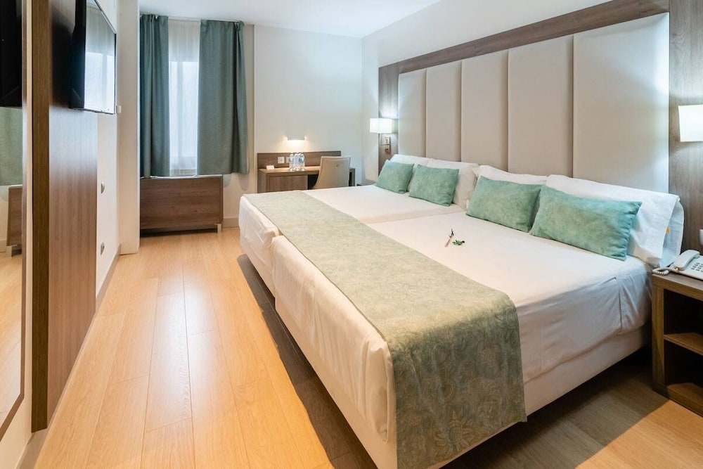 Hotel Selu 16/64