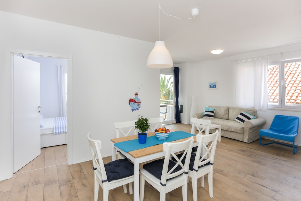 Apartments Villa Karmen 31/50