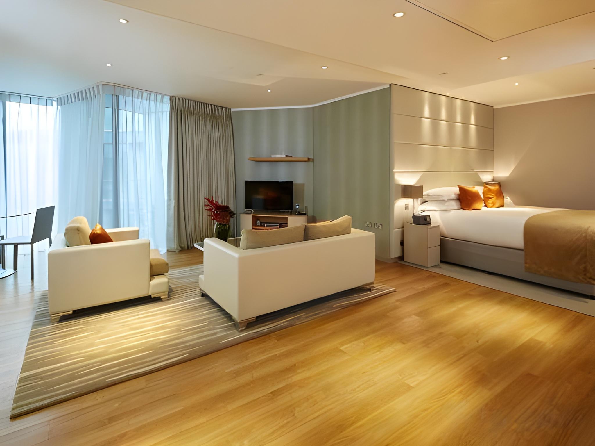 River View Luxury Open Plan Apartment