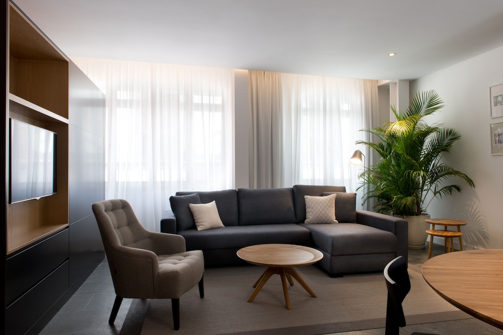 Suites 1478 31/50