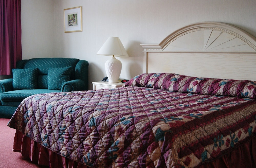 Meadow Court Inn 32/52