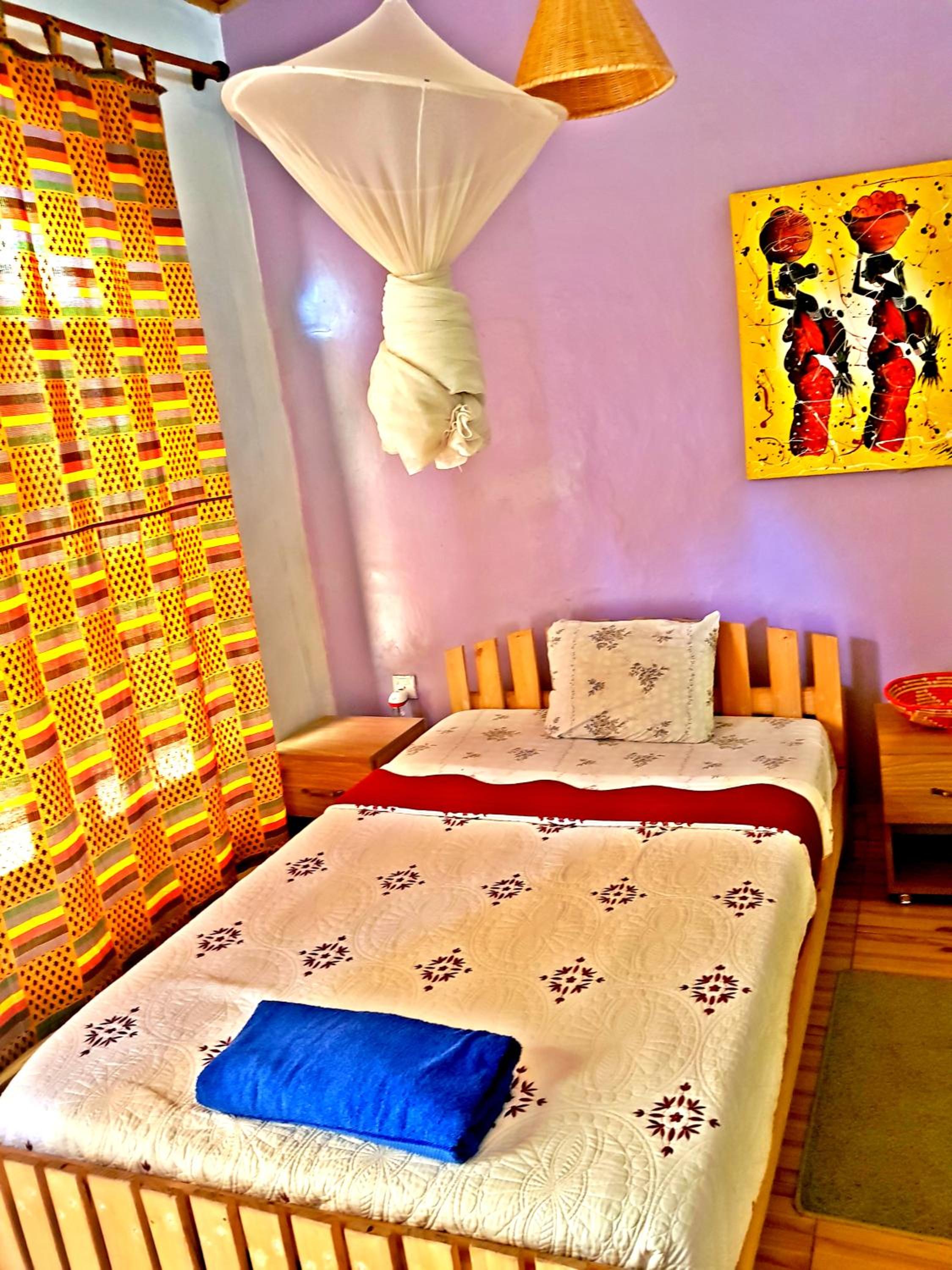 غرفة بسرير مزدوج أو سريرين منفصلين بحمام مشترك، Yambi Guesthouse 3/5