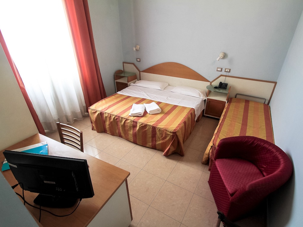 Hotel Soggiorno Athena 53/64