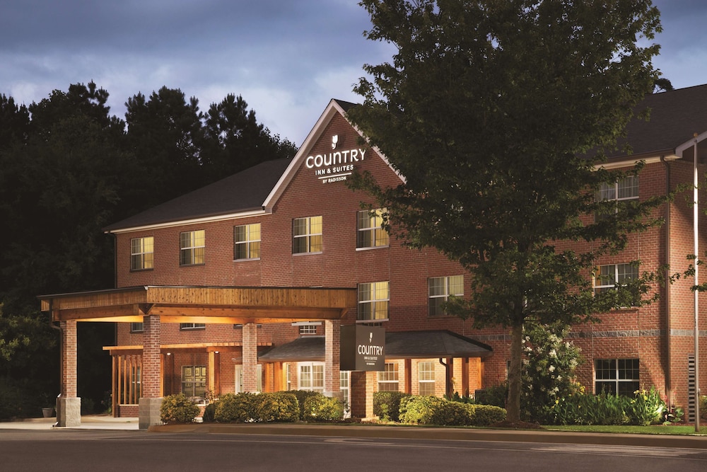 Country Inn and Suites By Radisson Newnan, GA 1/31