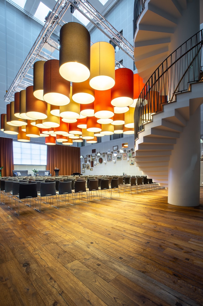 RADISSON BLU METROPOL HOTEL, HELSINGBORG 74/82