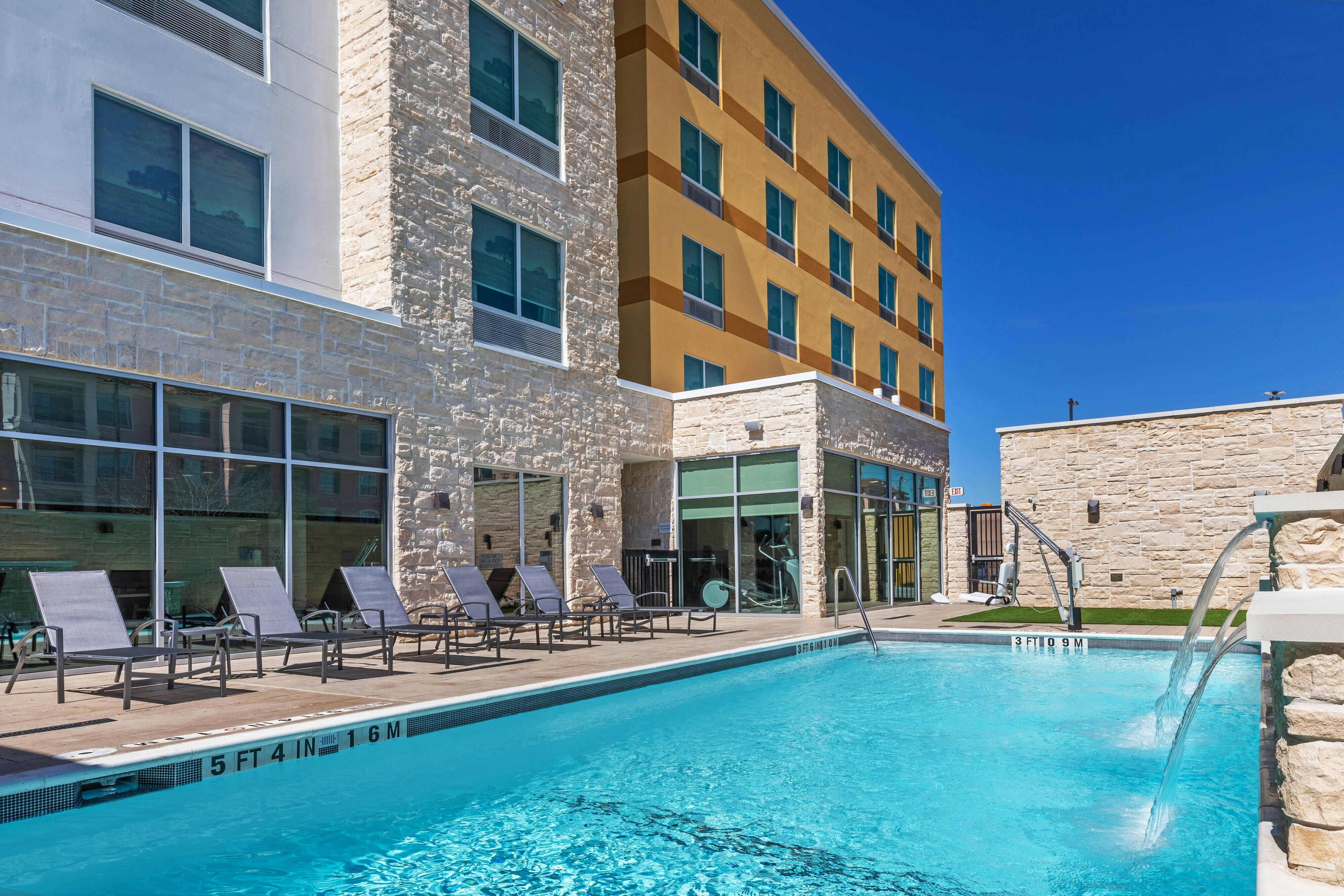 Fairfield Inn & Suites Houston Memorial City Area 3/20