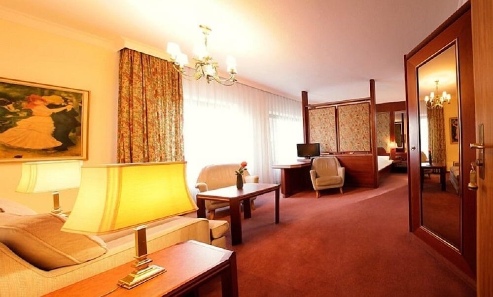 Trip Inn Klee Am Park Wiesbaden 34/48