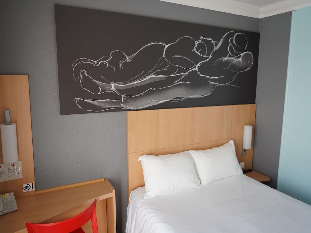 Ibis Centre Notre Dame 14/68