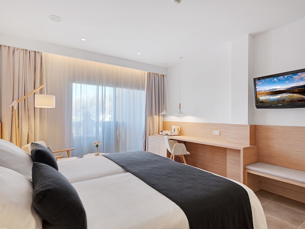 HOTEL VILLA CHIQUITA 23/73