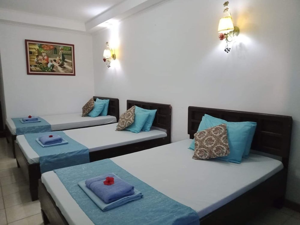 Rio Grande Laoag Resort Hotel 11/47