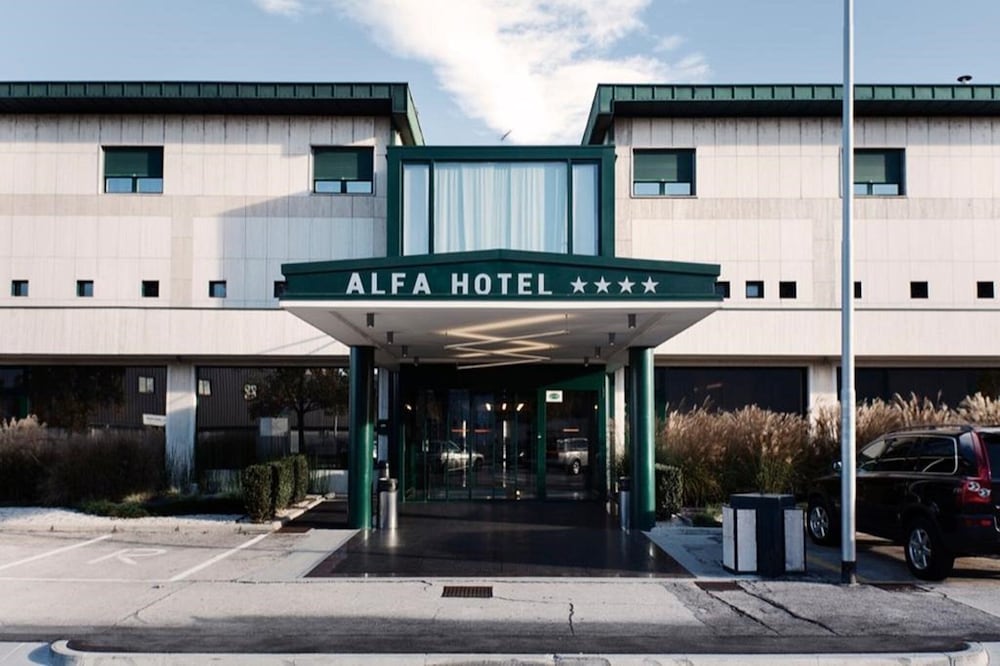 Alfa Fiera Hotel 1/44