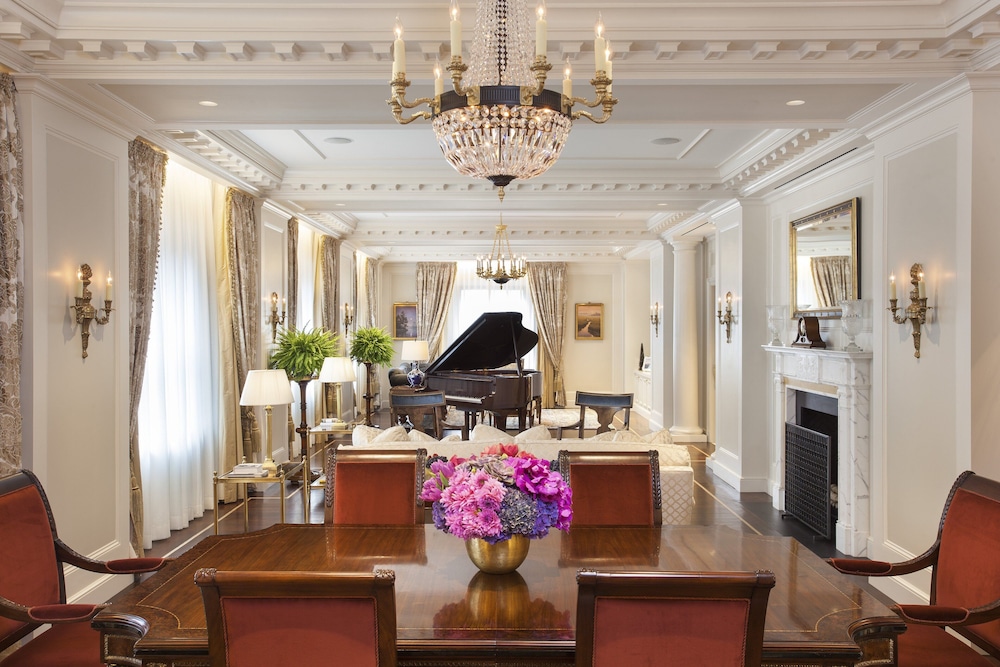 InterContinental New York Barclay 74/86