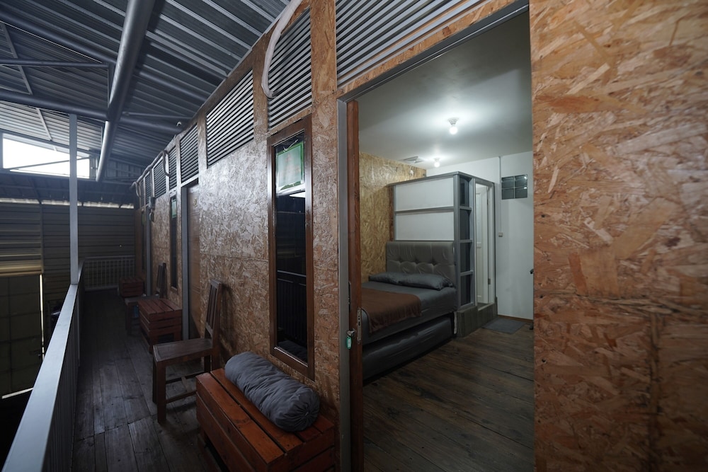 Soreang Hotel by ZUZU 32/61