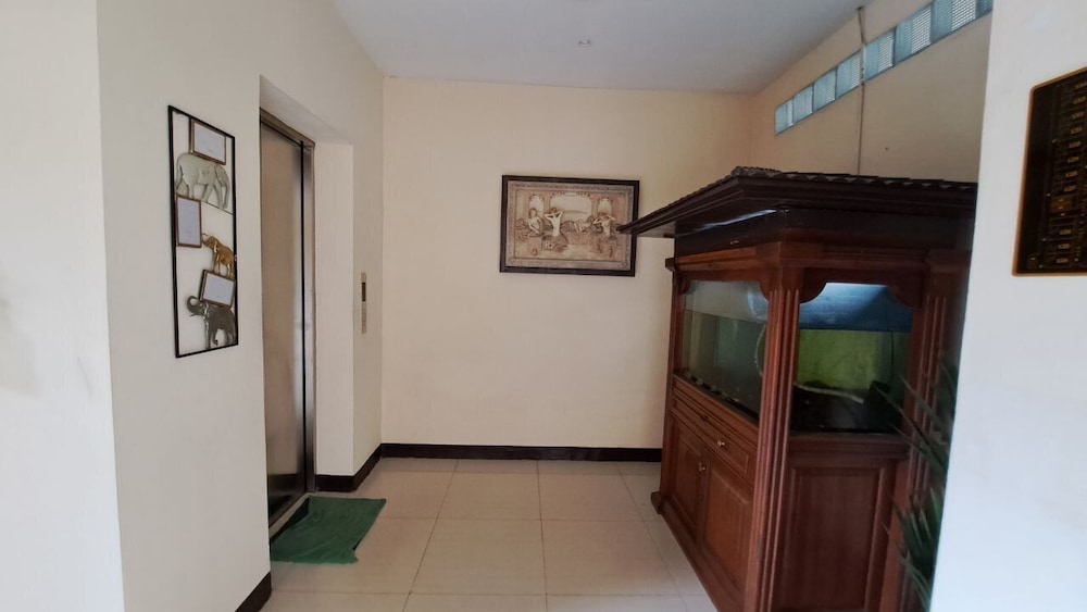 Permata Hijau Hotel 27/50