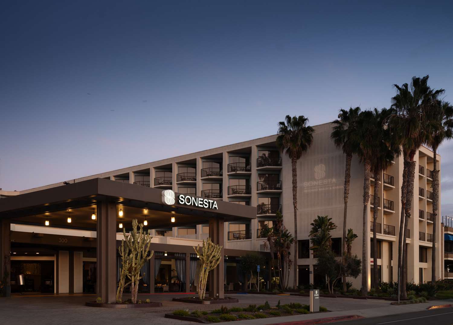 Sonesta Redondo Beach Marina 3/39