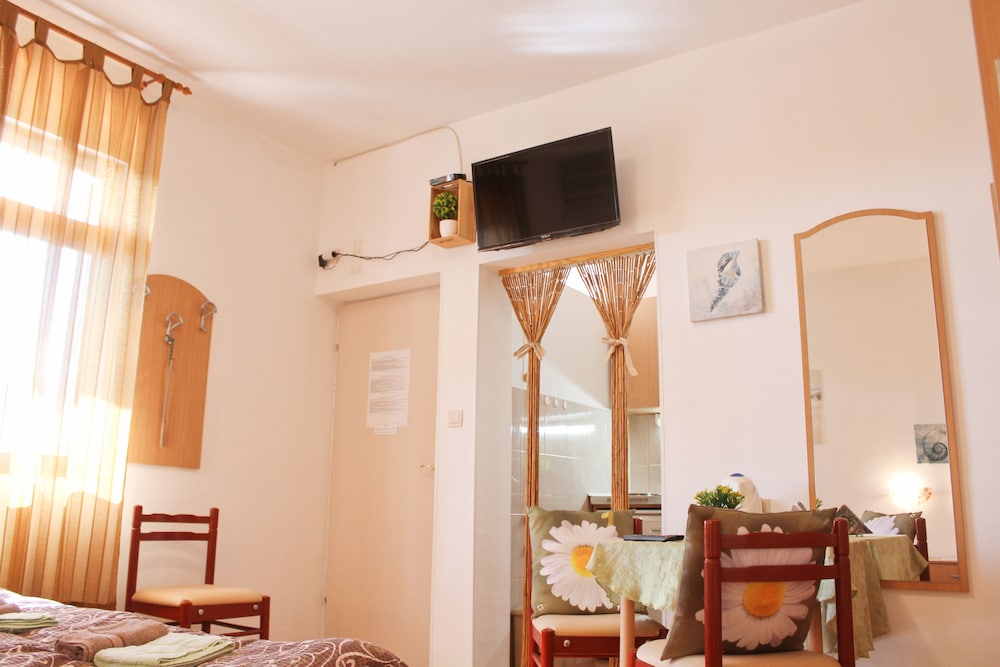 Guest House Tomanovic 18/43