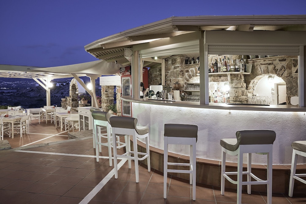 Naxos Magic Village Hotel 40/50