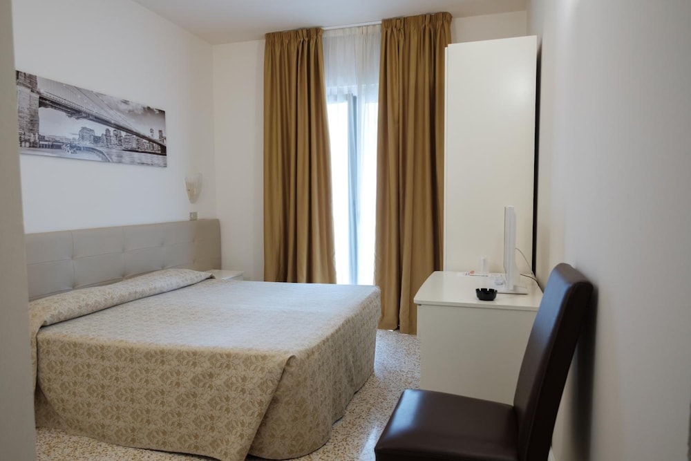 Hotel Alexander 13/50