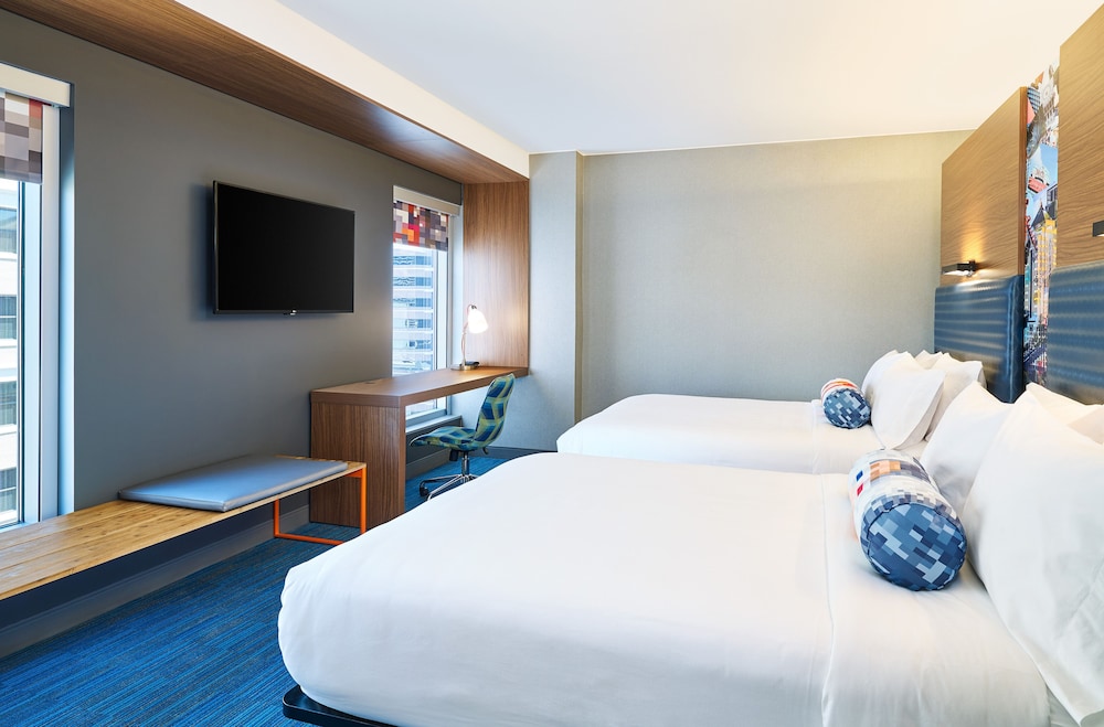 Aloft Austin Downtown 11/58