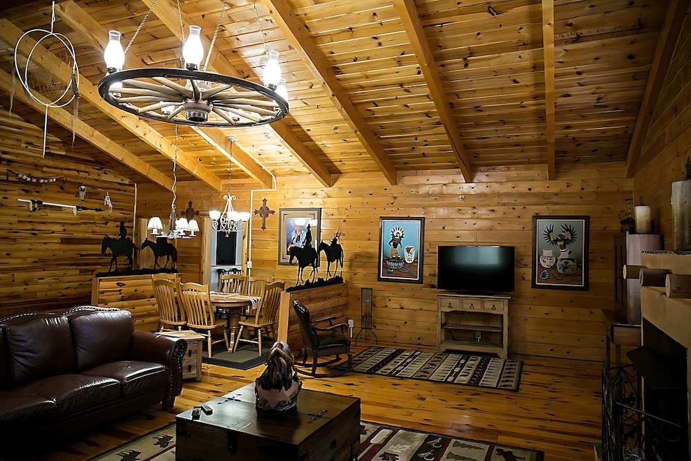 Holy Smoke Resort 39/50