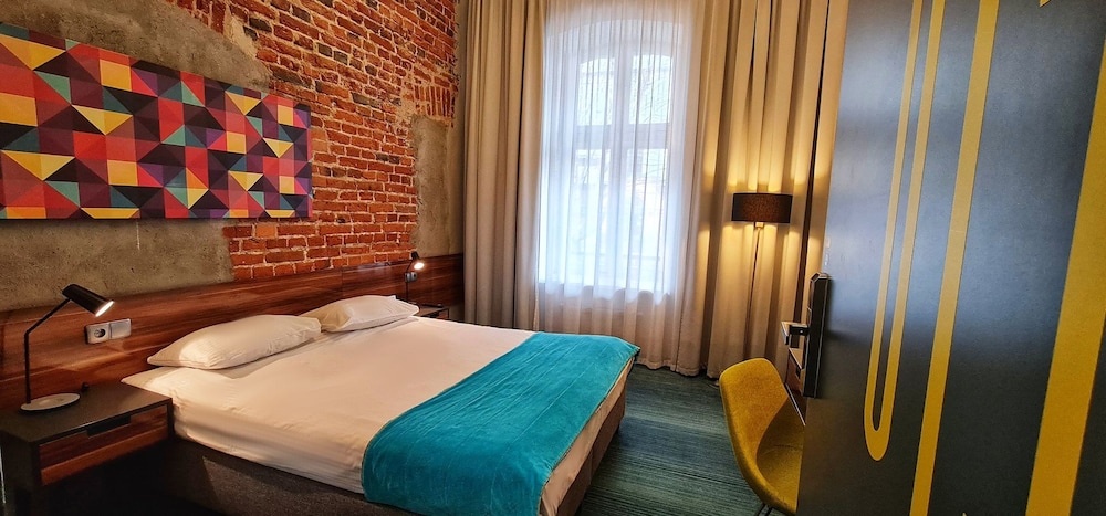 Hotel Tobaco 24/47
