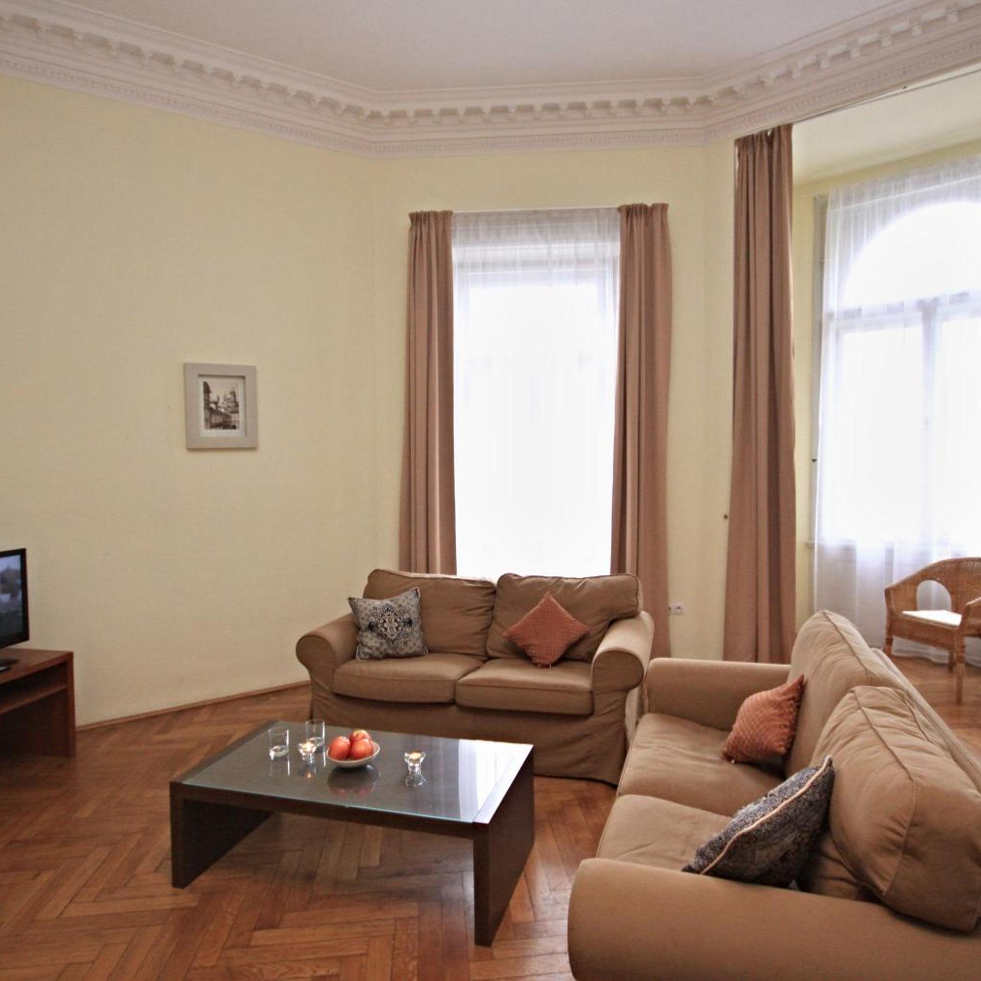 Riverview Palace Apartments 23/54
