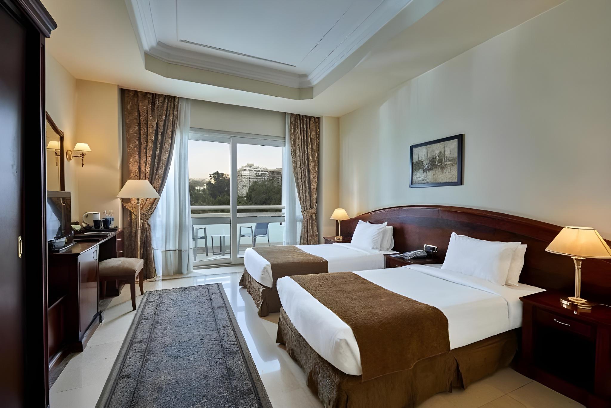 Deluxe, Suite, Queen Bed