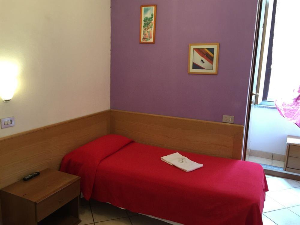 Hotel Adelchi 5/35