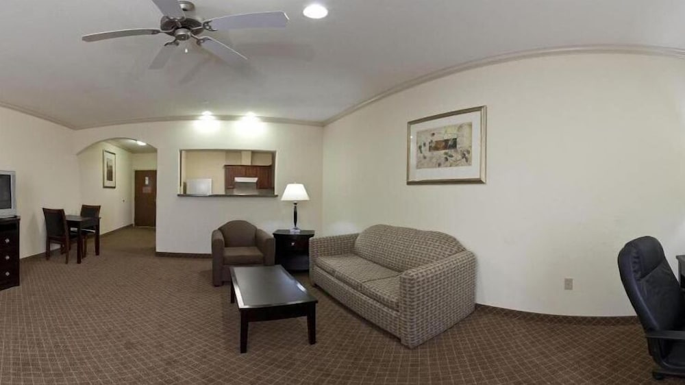 Holiday Inn Express Hotel and Suites La Porte 18/31