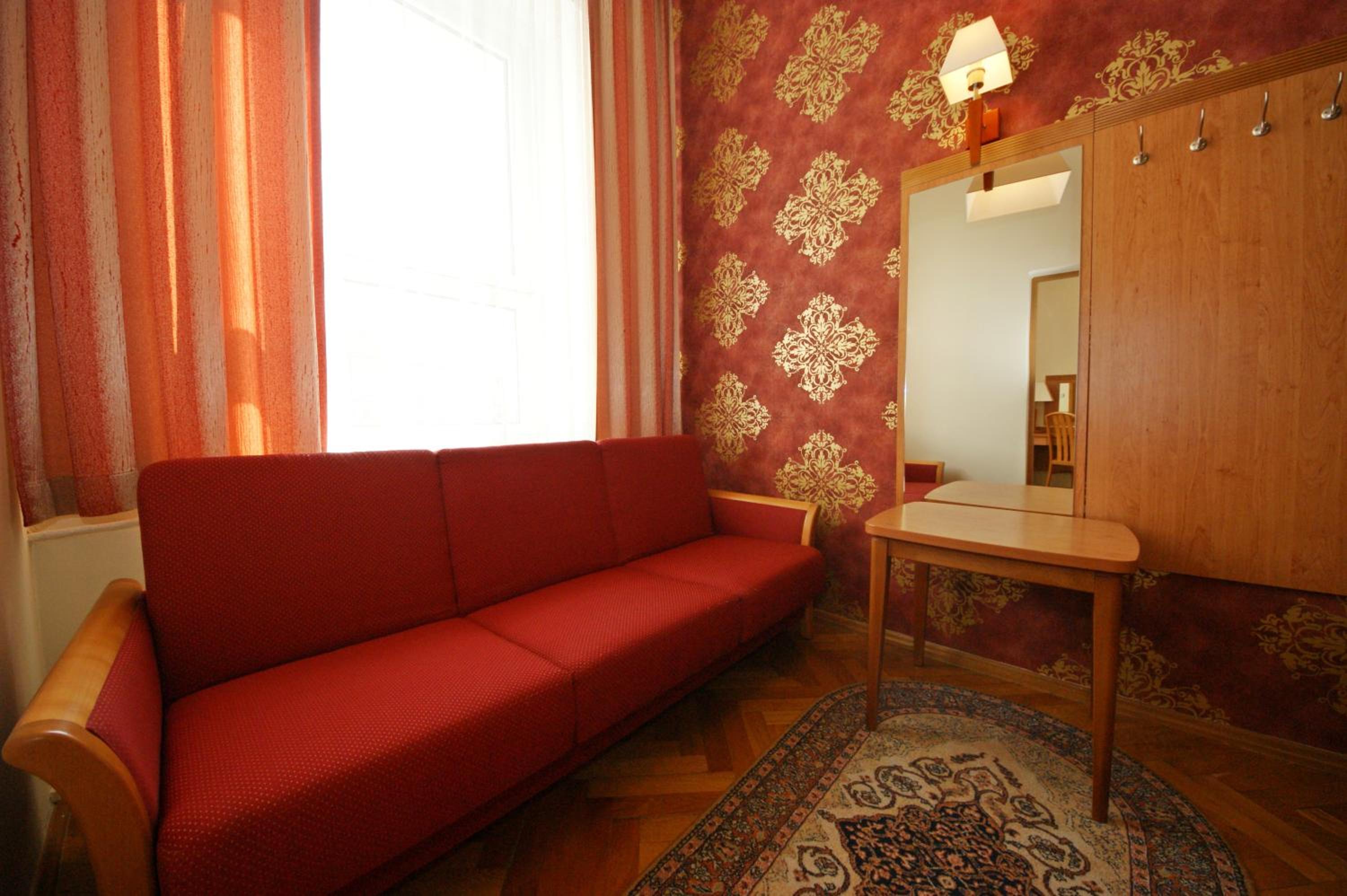 Zamkowy 21/50