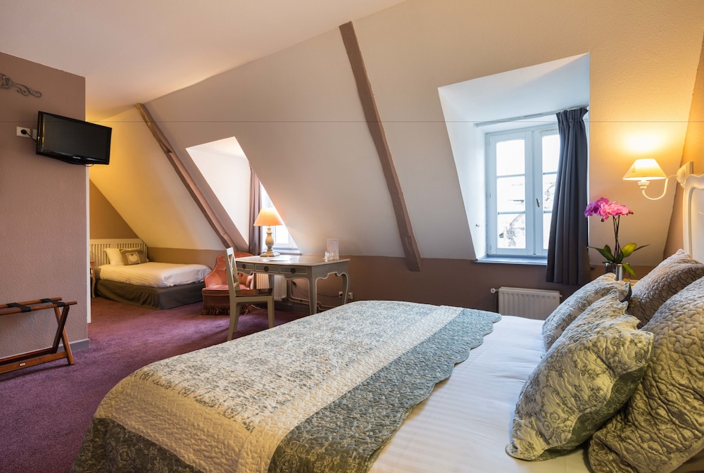 HOTEL ARVOR 13/36