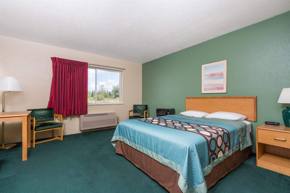 Rodeway Inn Milaca 14/37