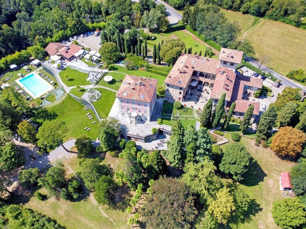 Hotel Castello Di Casiglio 1/79