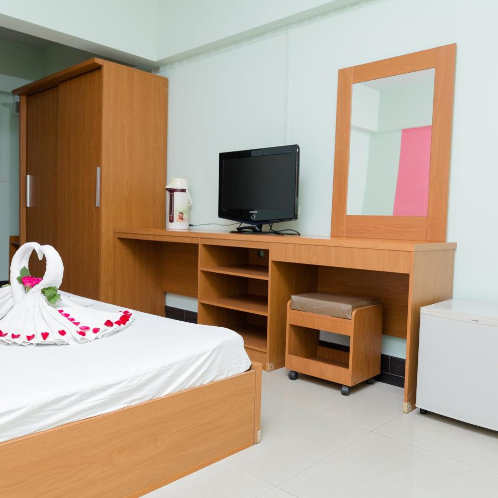 The Garden Place 4/18