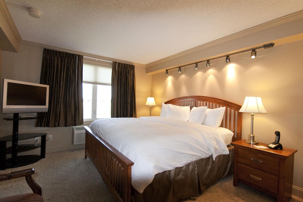 Best Western Plus Mid Nebraska Inn & Suites 16/41