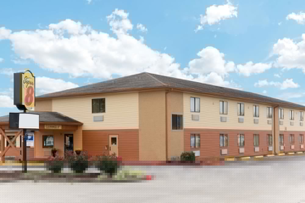 Super 8 By Wyndham Richmond KY 1/40