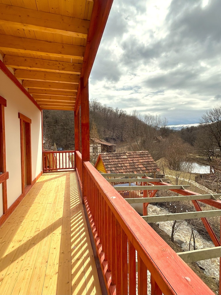 Ecokayan Boutique Hotel&Camping 25/50