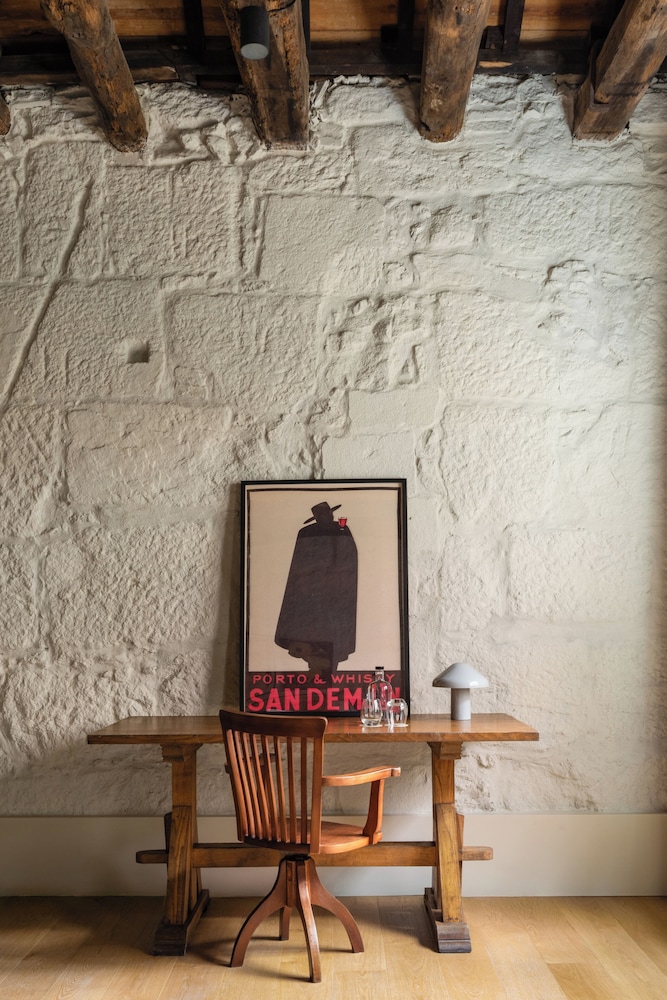 The House Of Sandeman Hostel & Suites 37/50