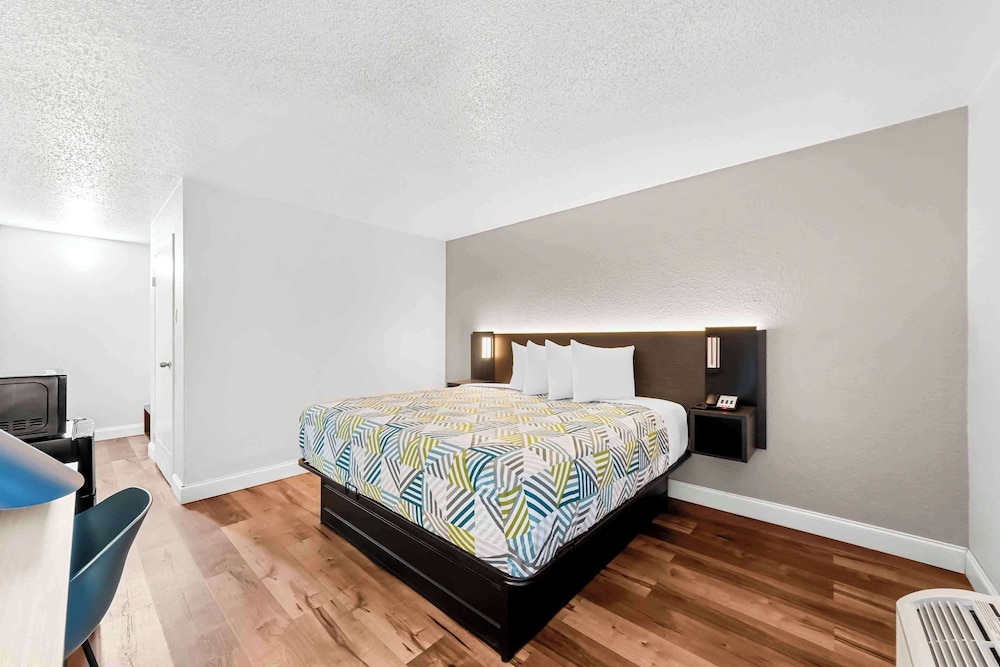 Studio6 Port Lavaca, TX 23/39
