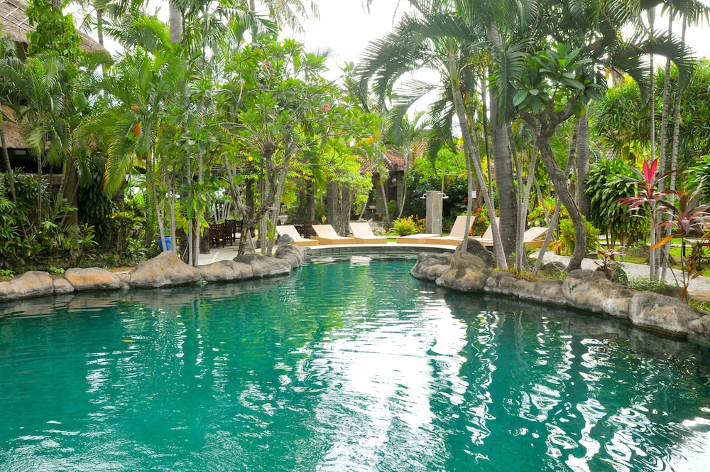 CORAL VIEW VILLAS 3/53