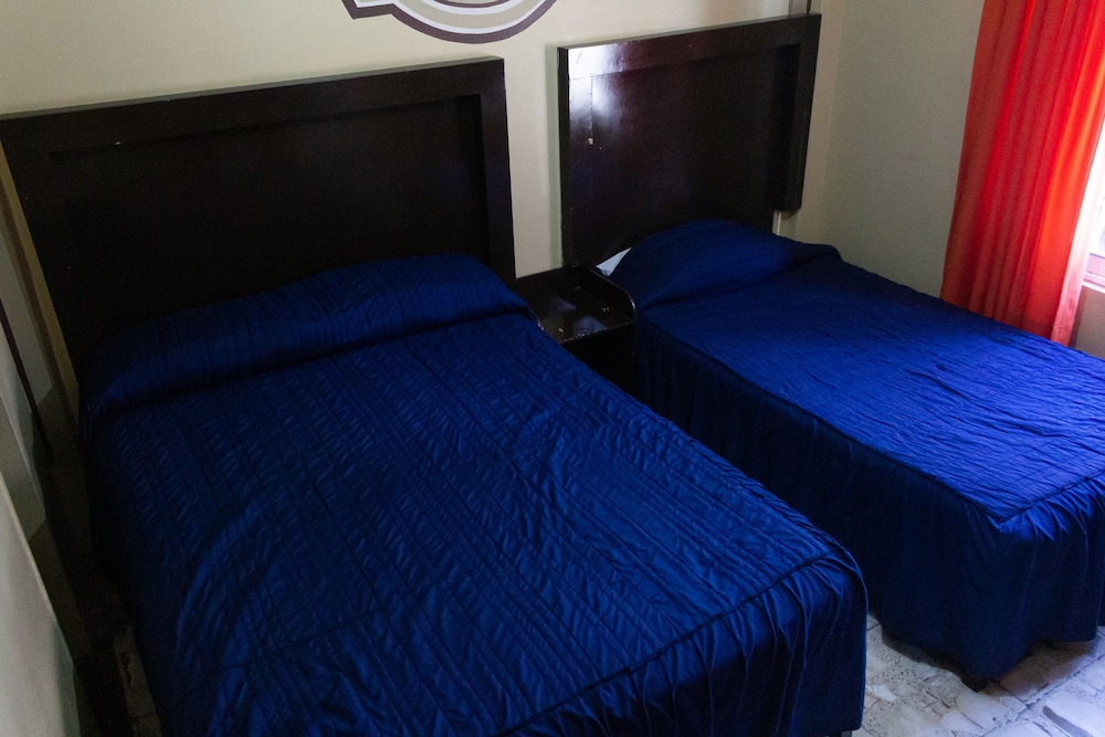 OYO Hotel Colon, Plaza Bicentenario, Zacatecas Centro 19/48