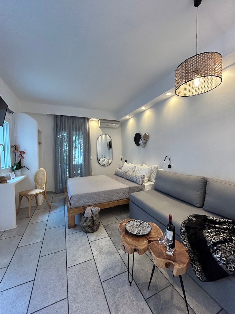 Sea View Apartments and Studios 38/50