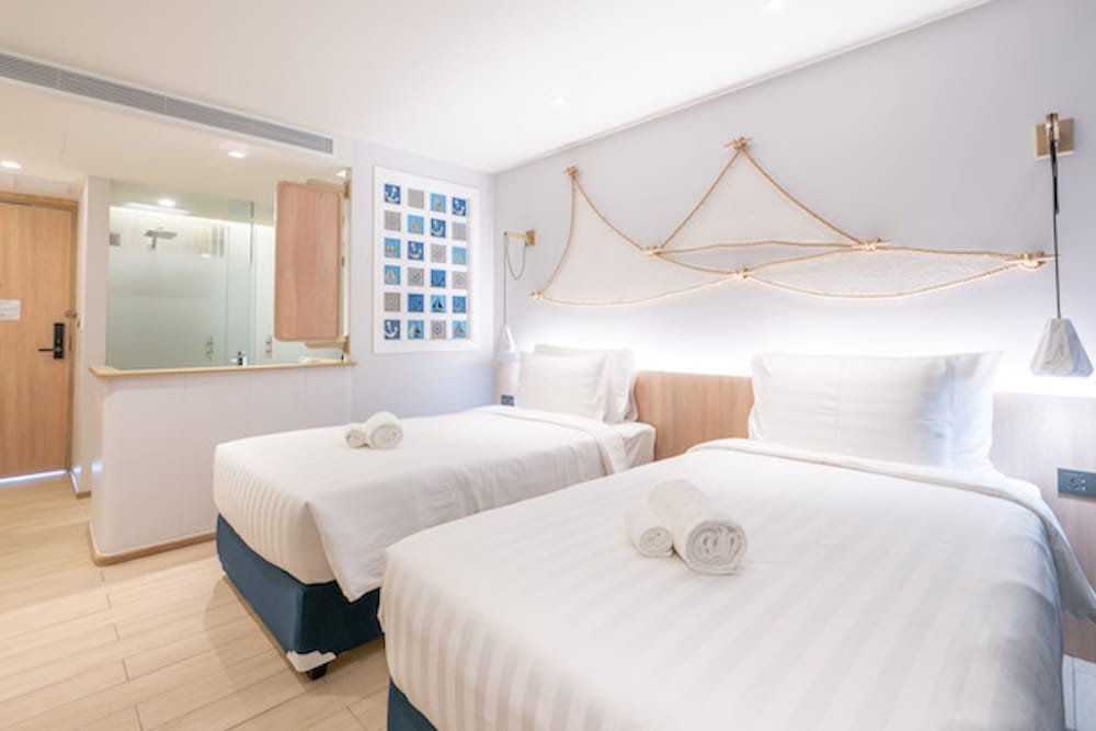 Panwaburi Beachfront Resort 18/50