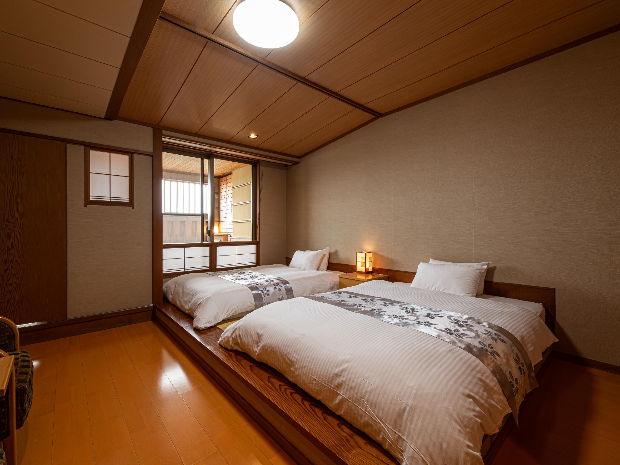 Guest Room, Double or Twin Bed, Outdoor Bath